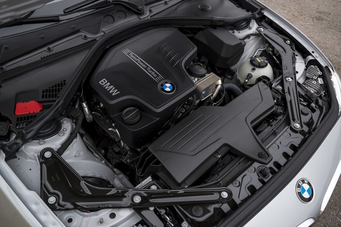 On Location pictures BMW 2 Series Convertible